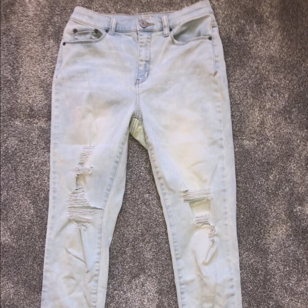 Jeans
